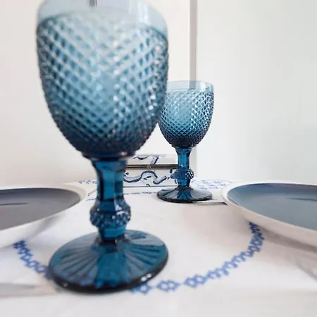 Appartamento ´sao Vicente Iii´- Eco-studio, French Balcony&view Lisbona