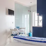 'sao Vicente Iii'- Eco-studio, French Balcony&view Διαμέρισμα Lisboa